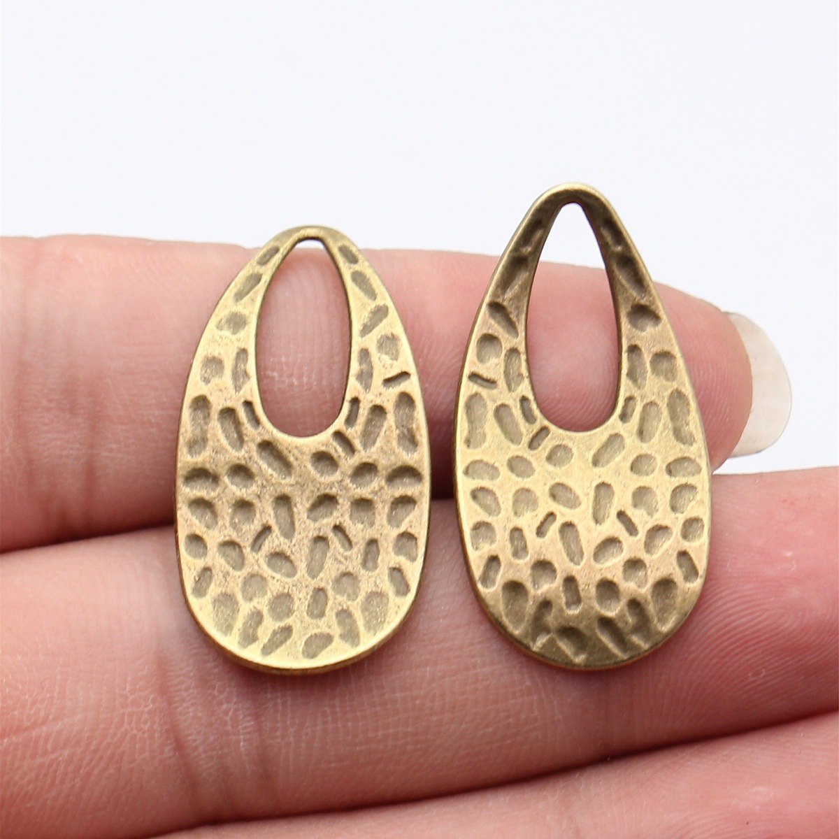 10 piezas de dijes geométricos - Jewelry Making Hammer reseña y precio