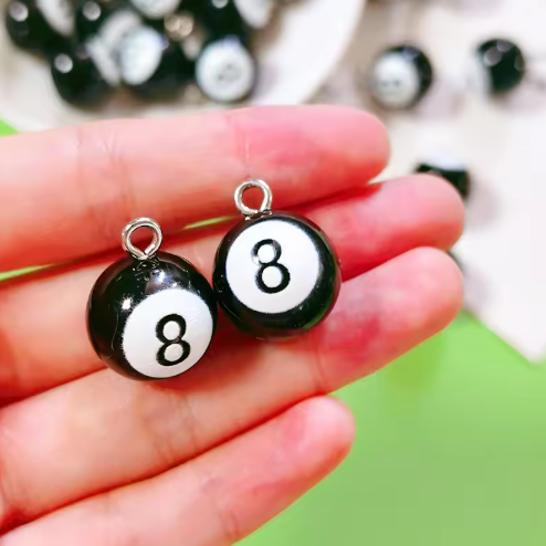 10 piezas de dijes 3D de resin - Jewelry Making Game reseña y precio