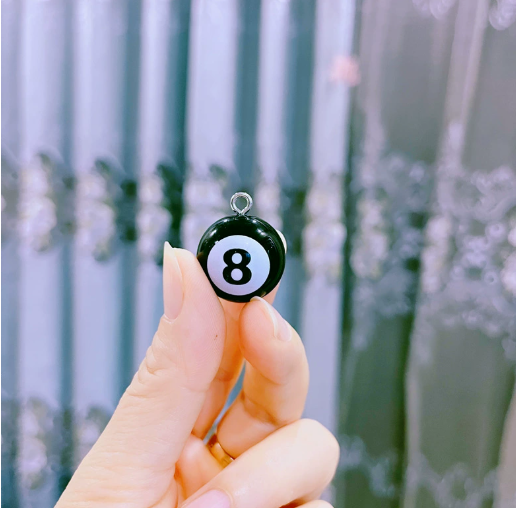 10 piezas de dijes 3D de resin - Jewelry Making Game reseña y precio